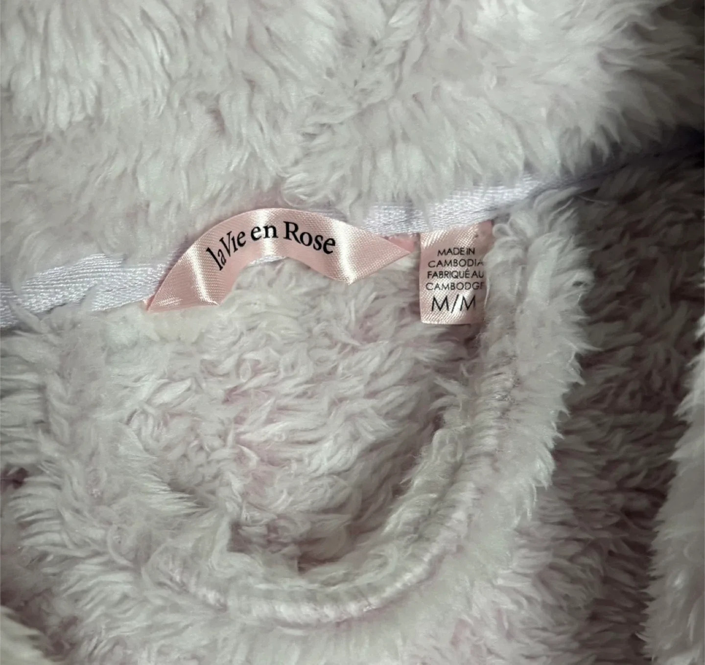 La Vie en Rose Robes (2 available) image indicator(2)