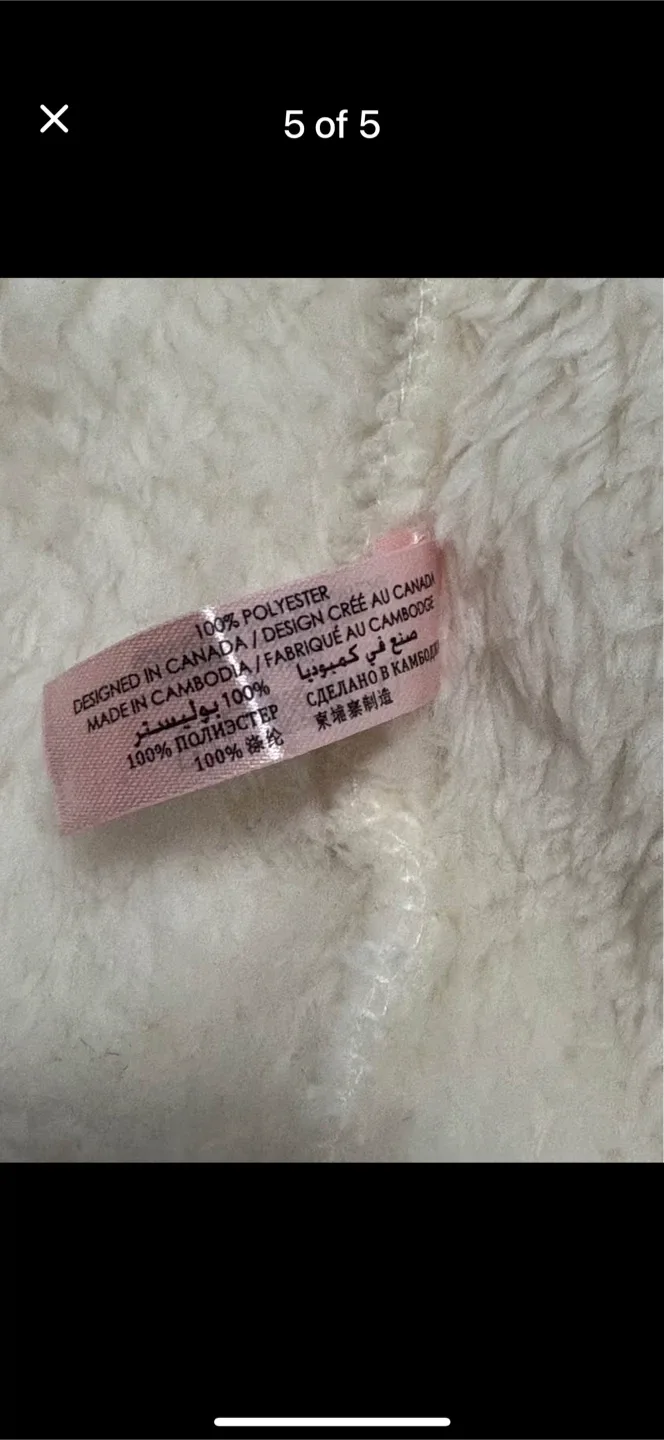 La Vie en Rose Robes (2 available) image indicator(8)