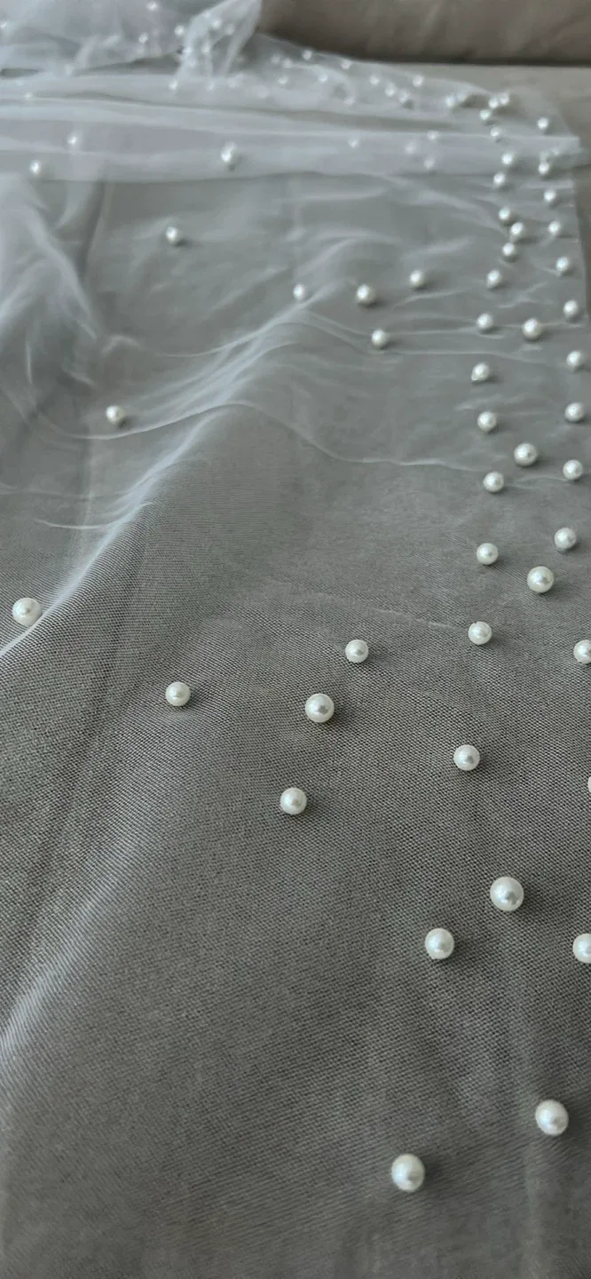 Wedding Veil with Pearls - Bridal Accessory image indicator(4)