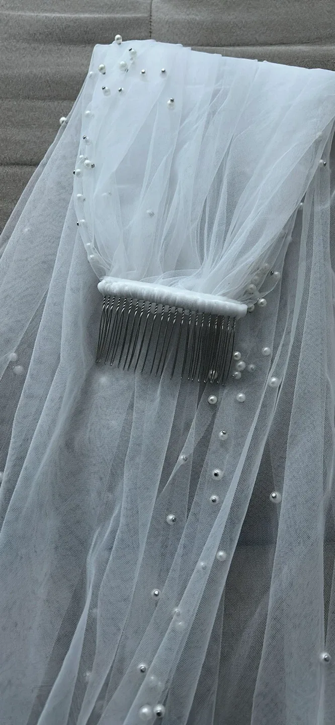 Wedding Veil with Pearls - Bridal Accessory image indicator(5)