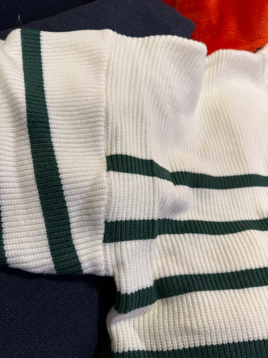 Unisex Striped Knit Sweater - Size XXL image indicator(5)