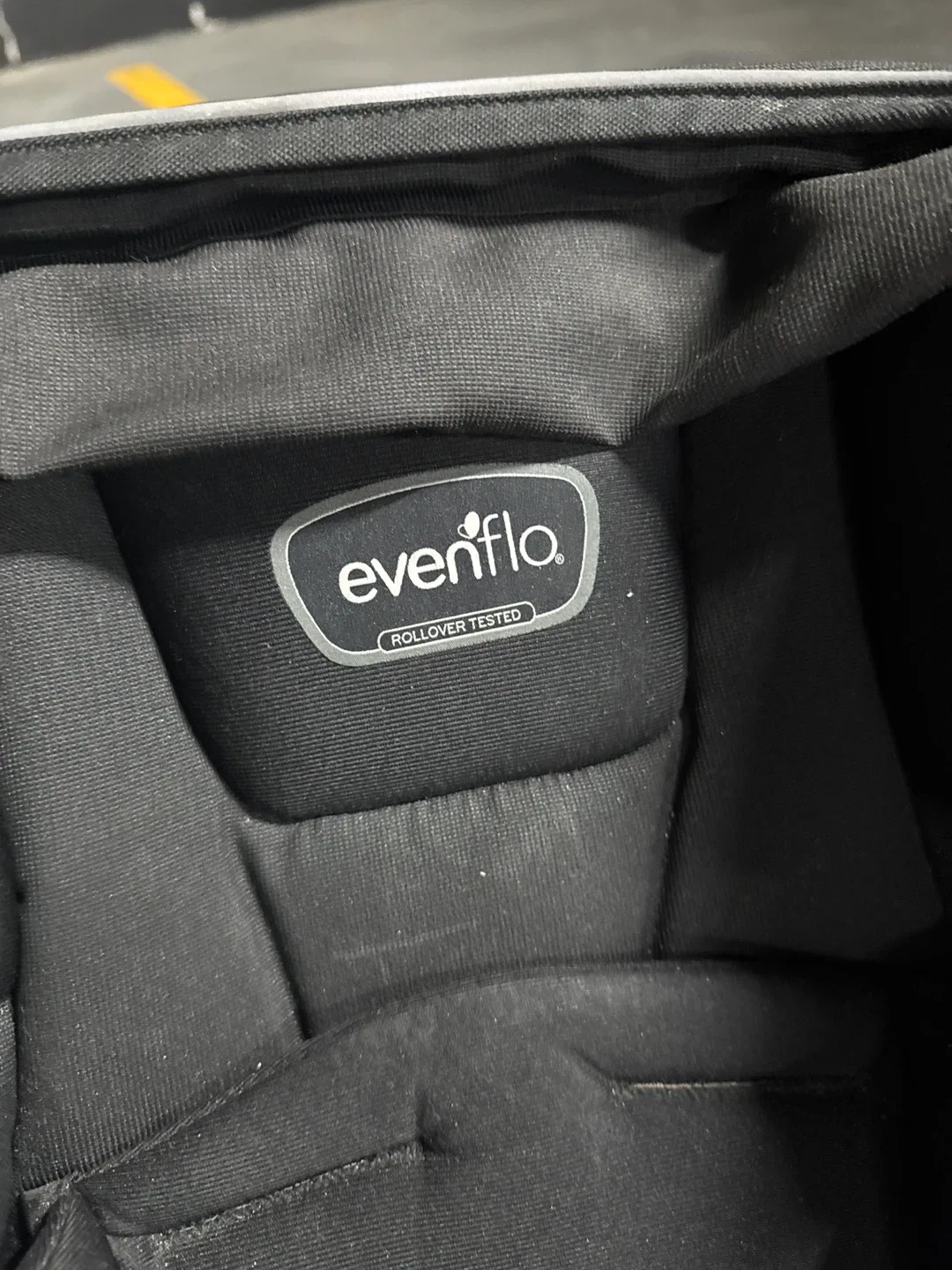 Evenflo Infant Car Seat - Black image indicator(3)