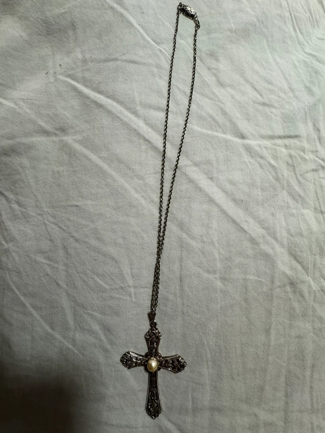 Cross Pendant Necklace image indicator(3)
