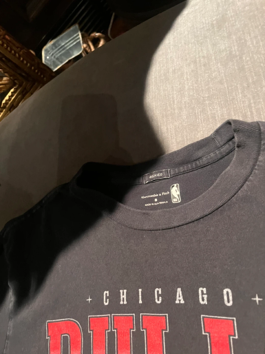 Abercrombie & Fitch Chicago Bulls T-Shirt - photo 4