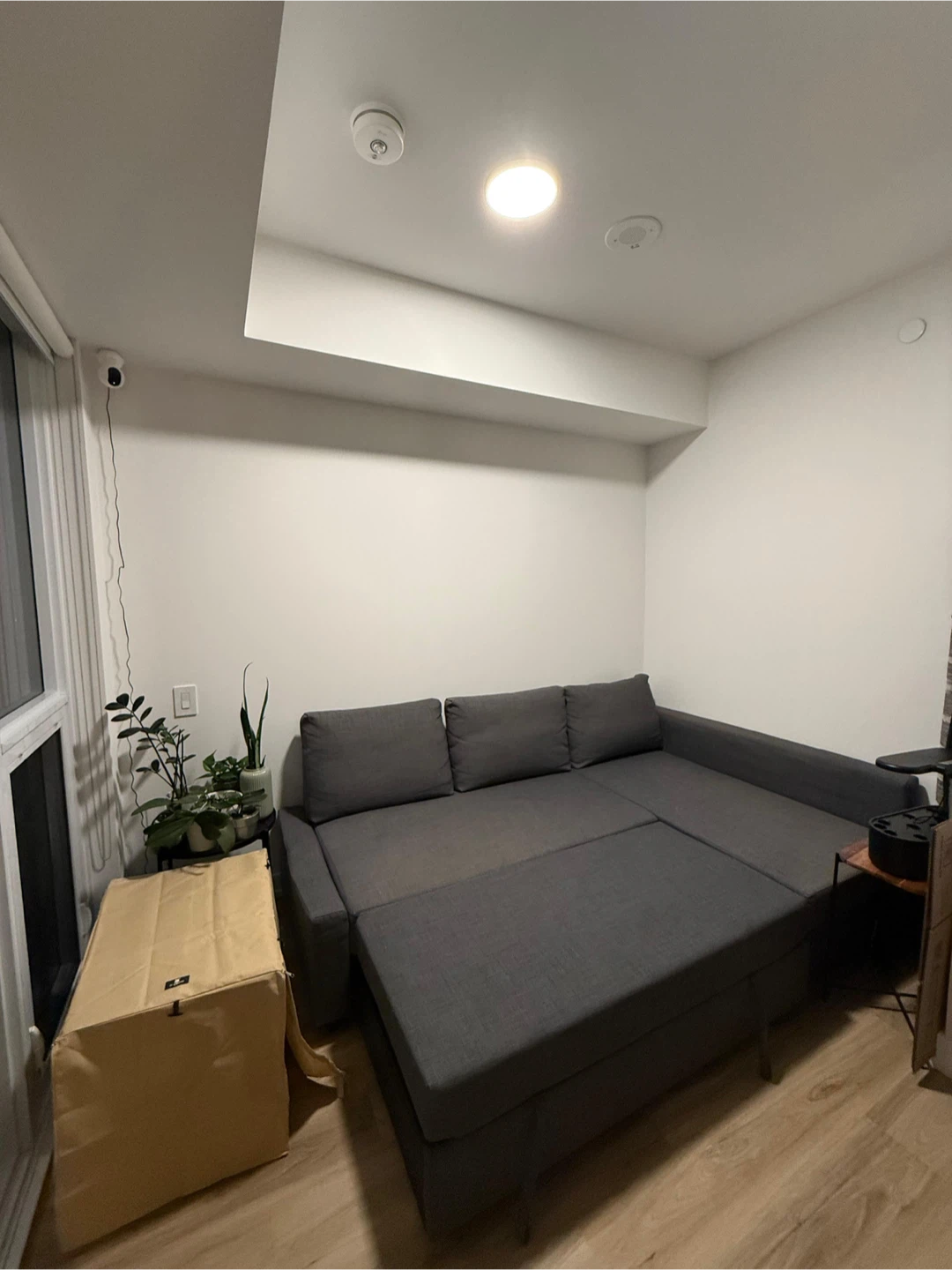 Corner sofa-bed with storage (FRIHETEN IKEA) - photo 3