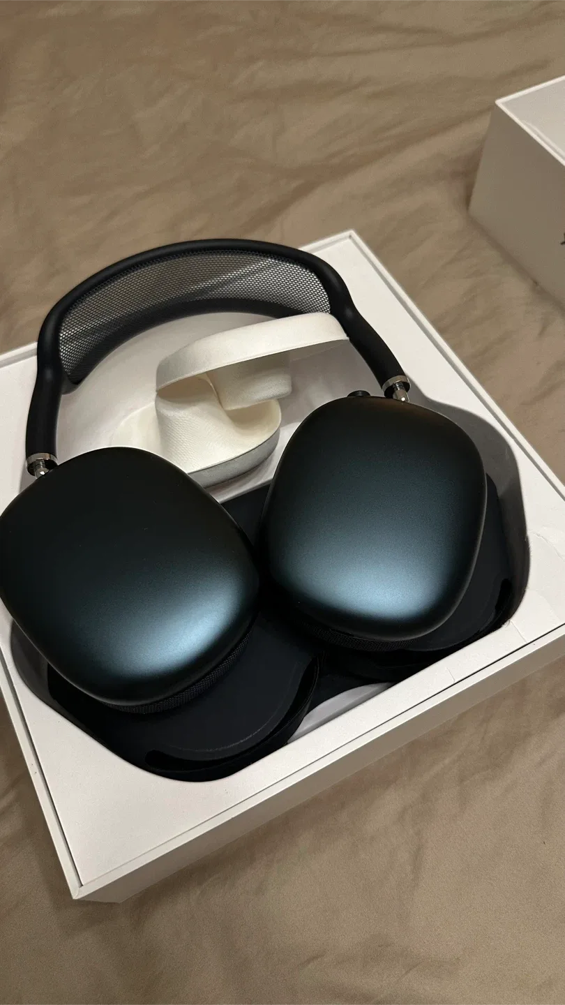 Apple AirPods Max 2nd gen - Space Grey - New image indicator(3)