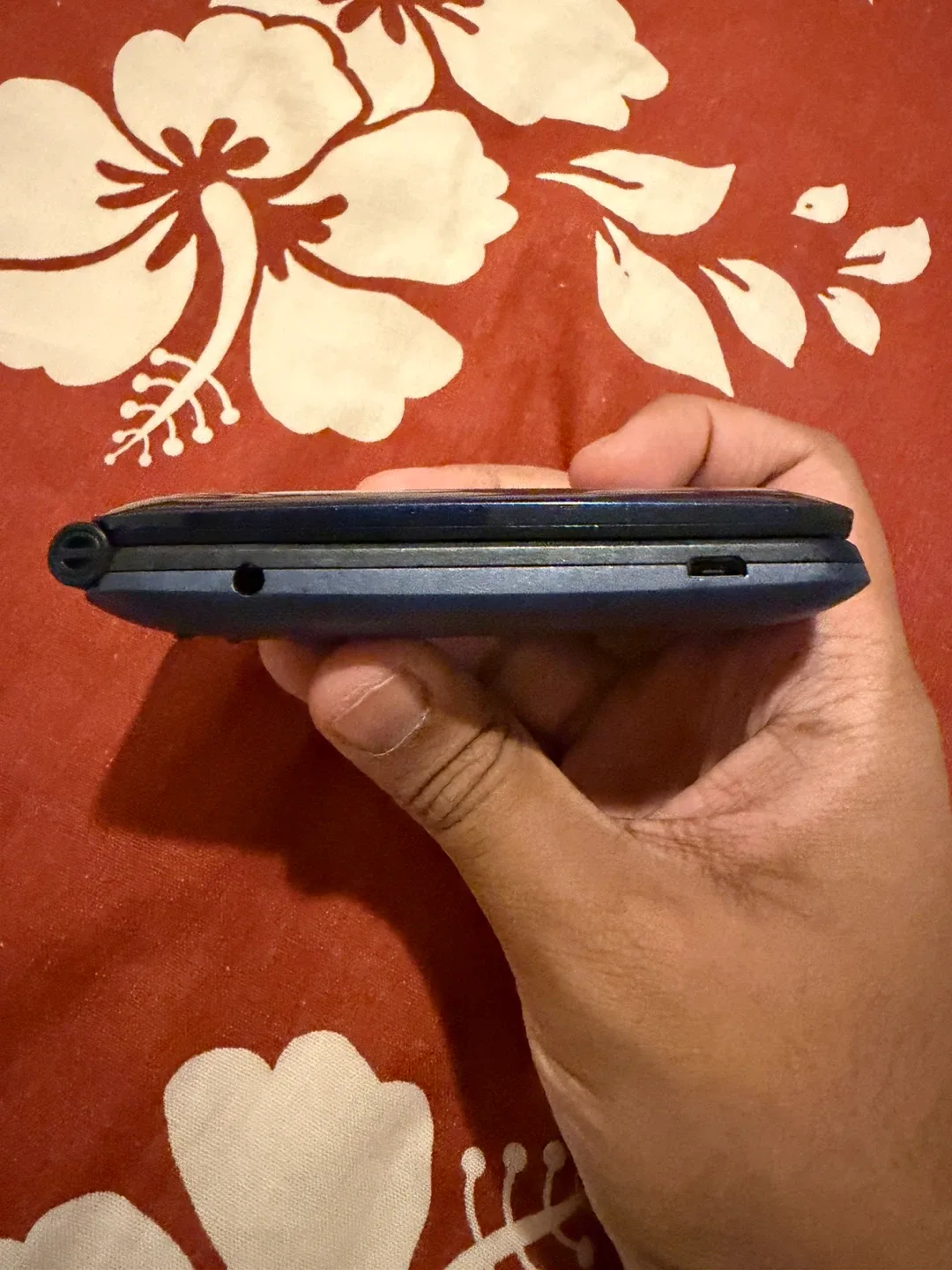 Alcatel Go Flip 4044 - 4 GB - Blue (Read Description) image indicator(5)