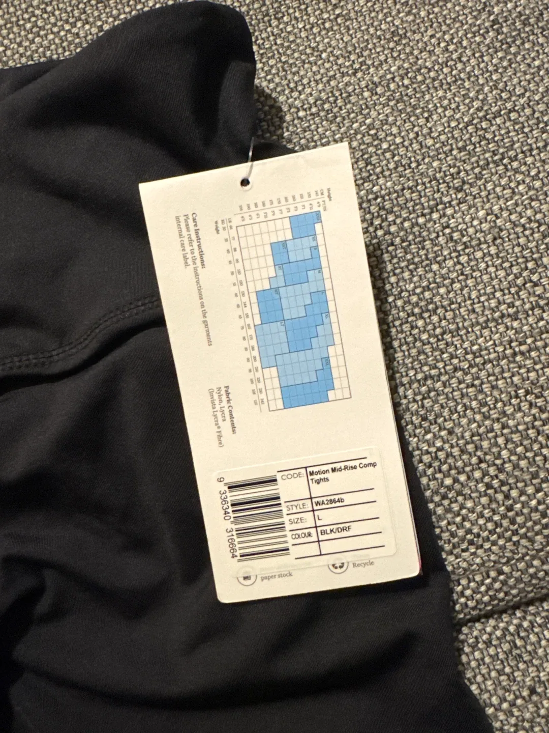 2XU Motion Mid-Rise Compression Tights - Size DRF image indicator(3)