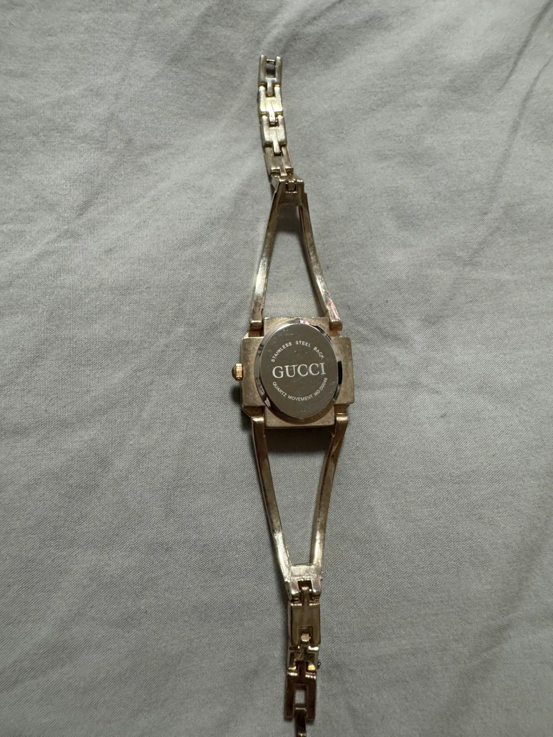 Gucci Ladies Watch image indicator(3)