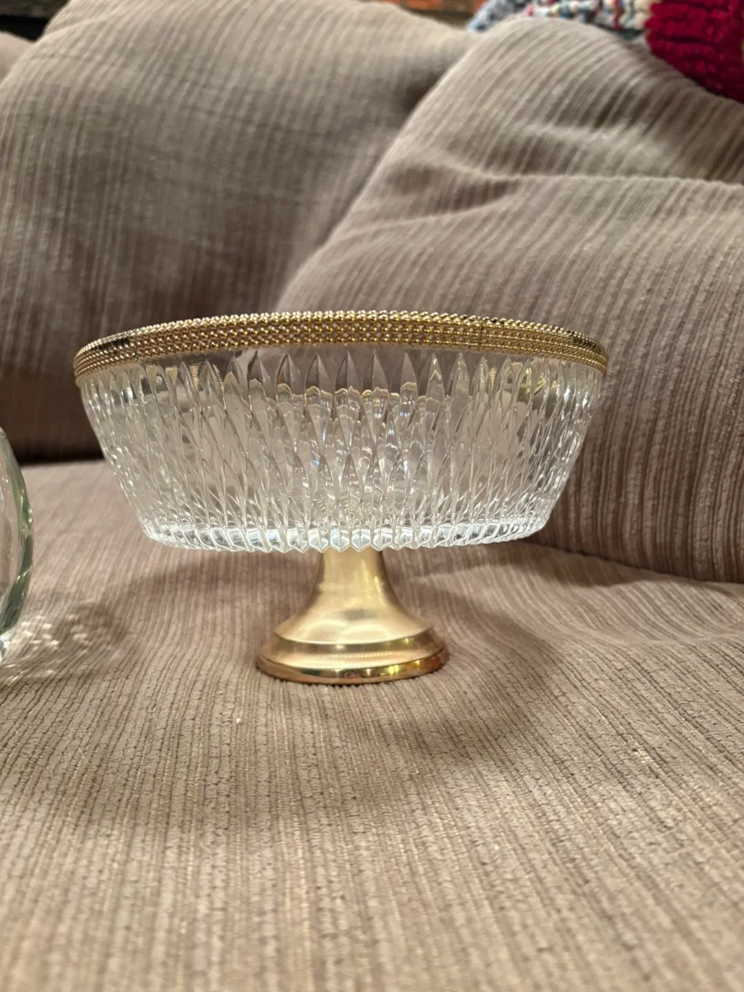 Elegant Crystal & Gold Pedestal Bowl