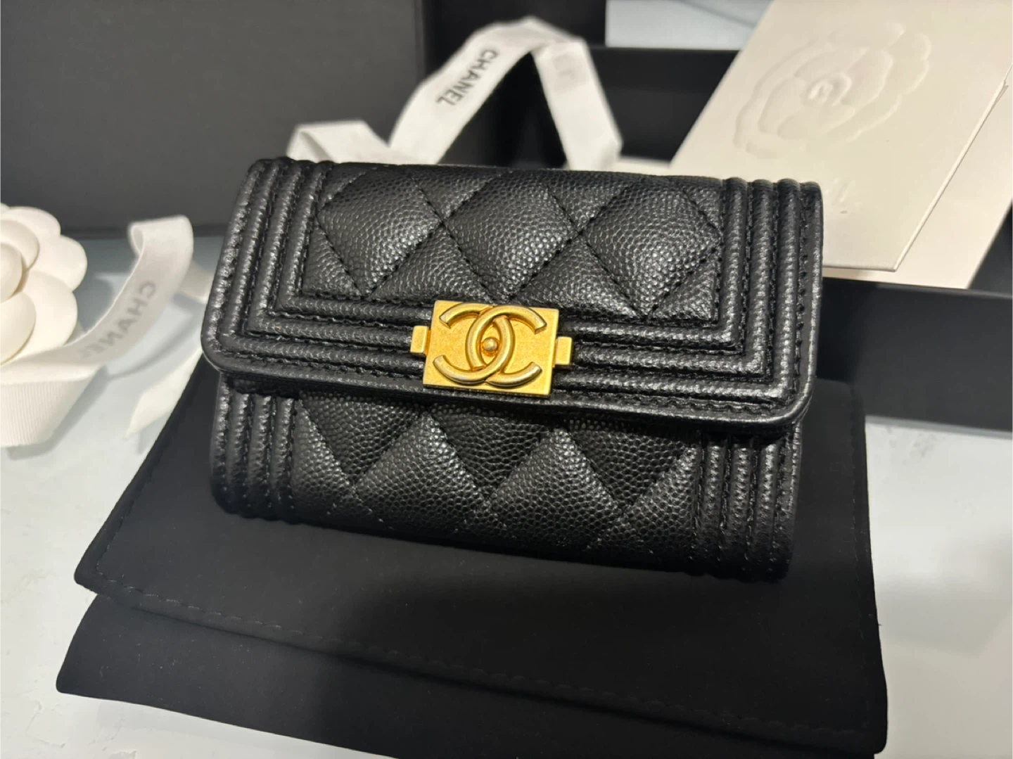 Authentic Chanel Boy Card Holder Black - photo 2