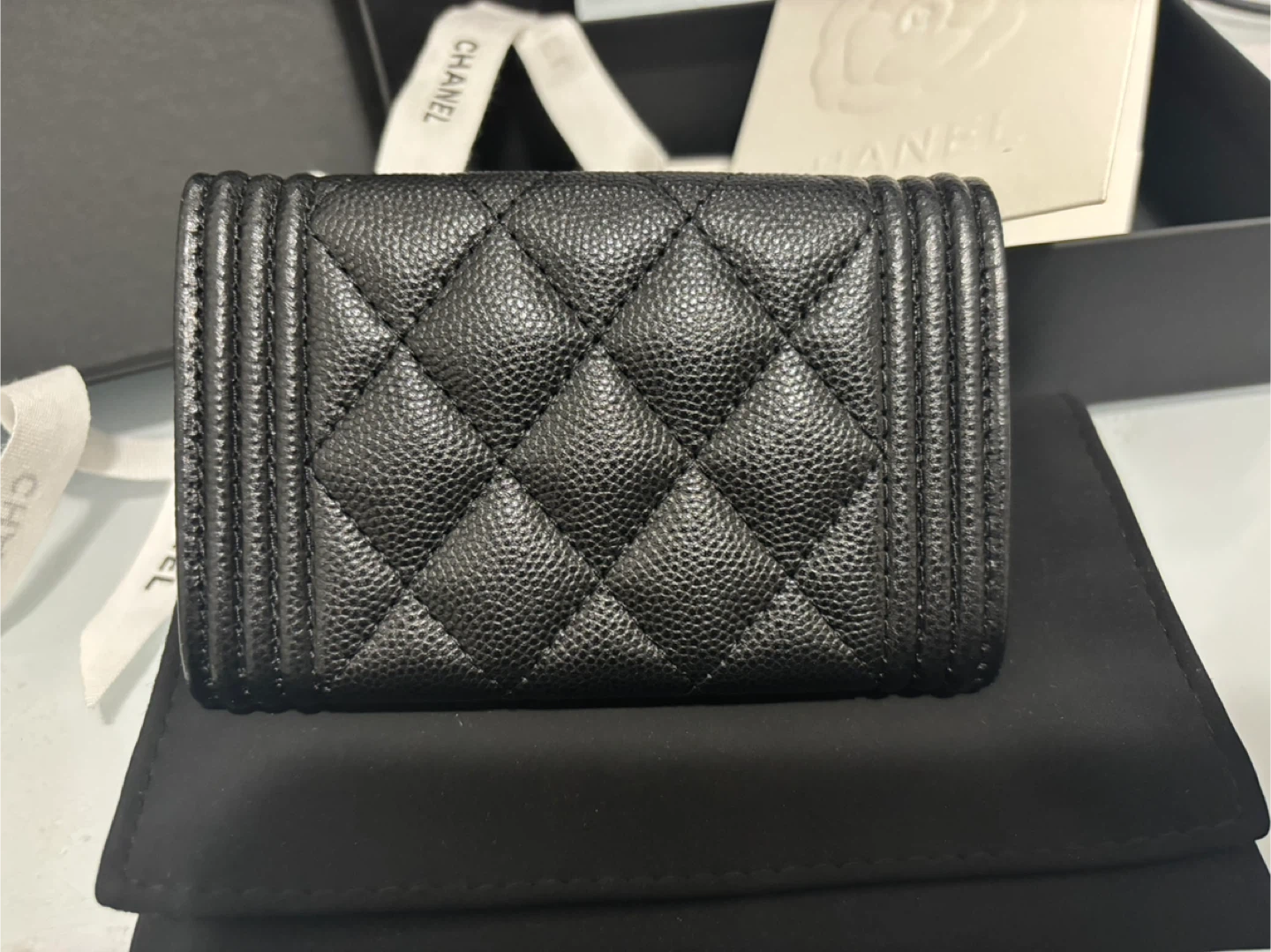 Authentic Chanel Boy Card Holder Black - photo 4