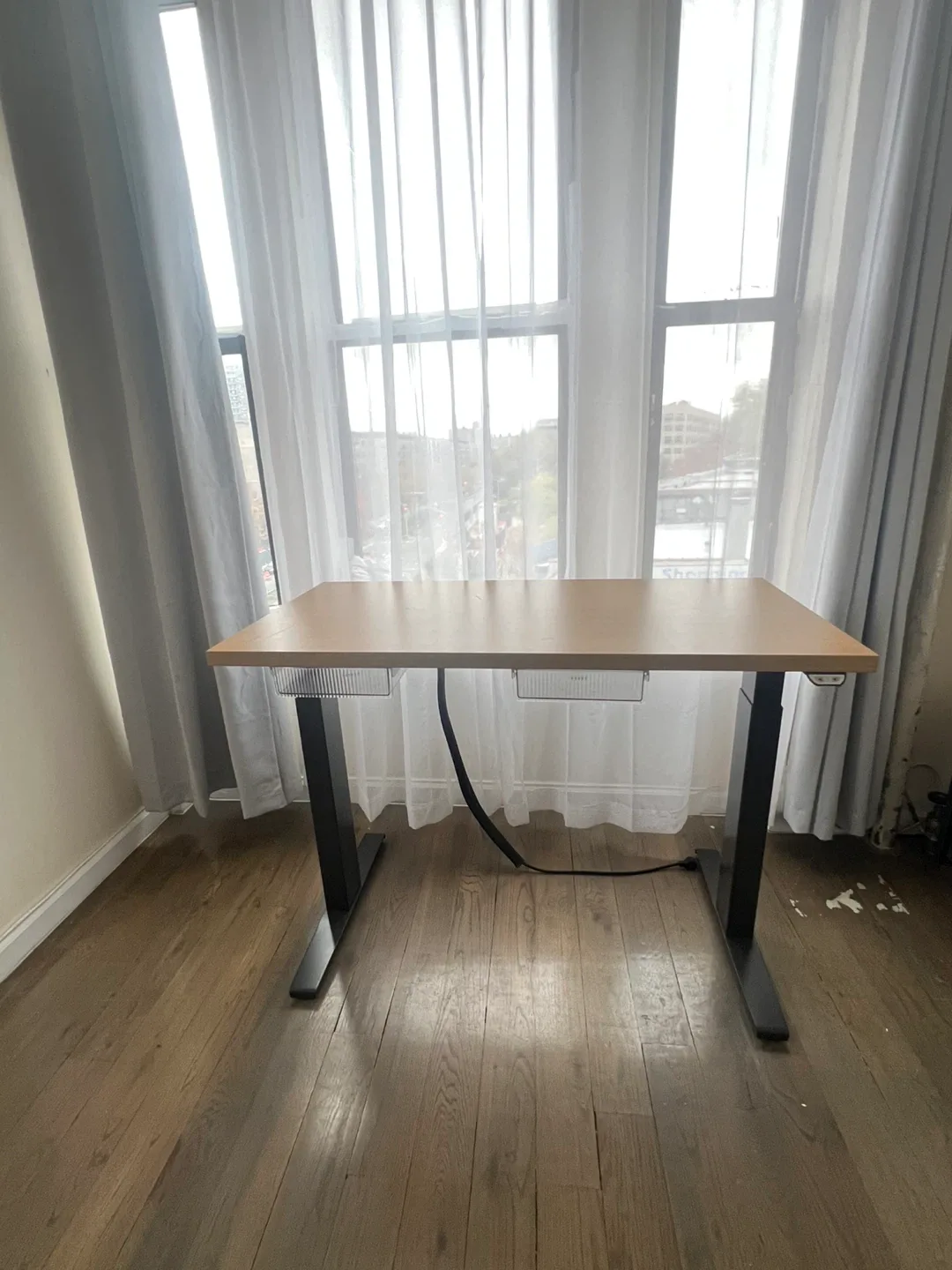 Herman Miller Motia Standing Desk