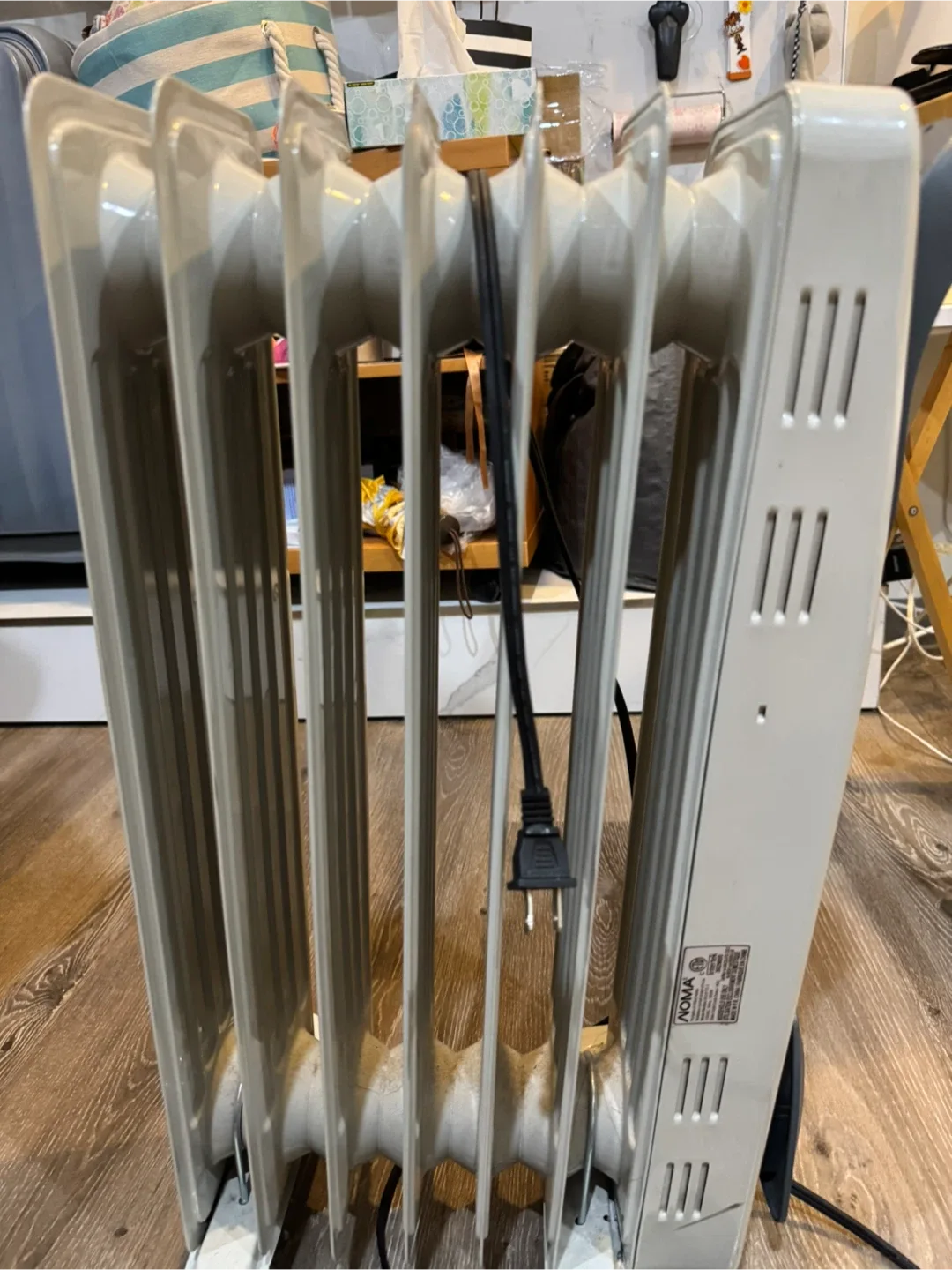 NOMA Oil-Filled Radiator Heater image indicator(2)