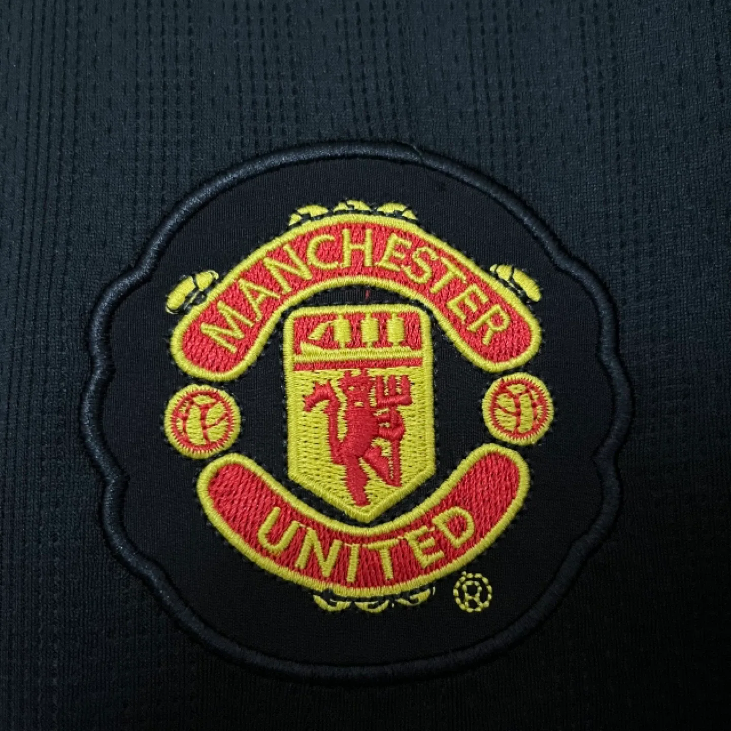 Manchester United Nike AIG Jersey L image indicator(2)