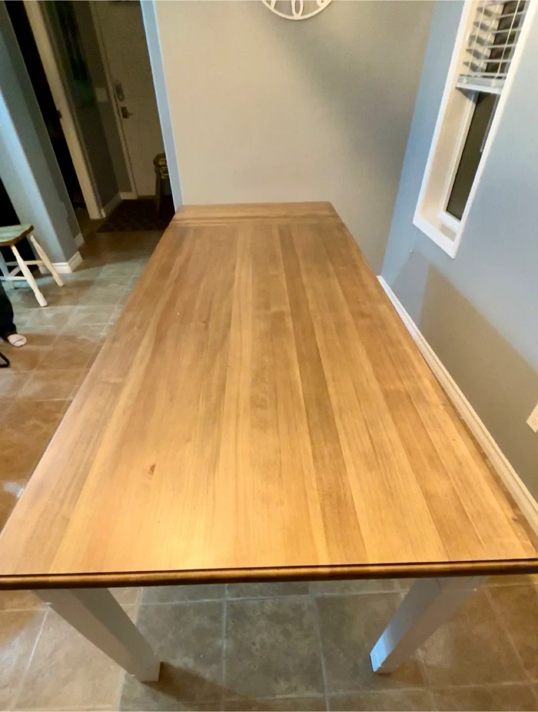 Wooden Dining Table image indicator(2)