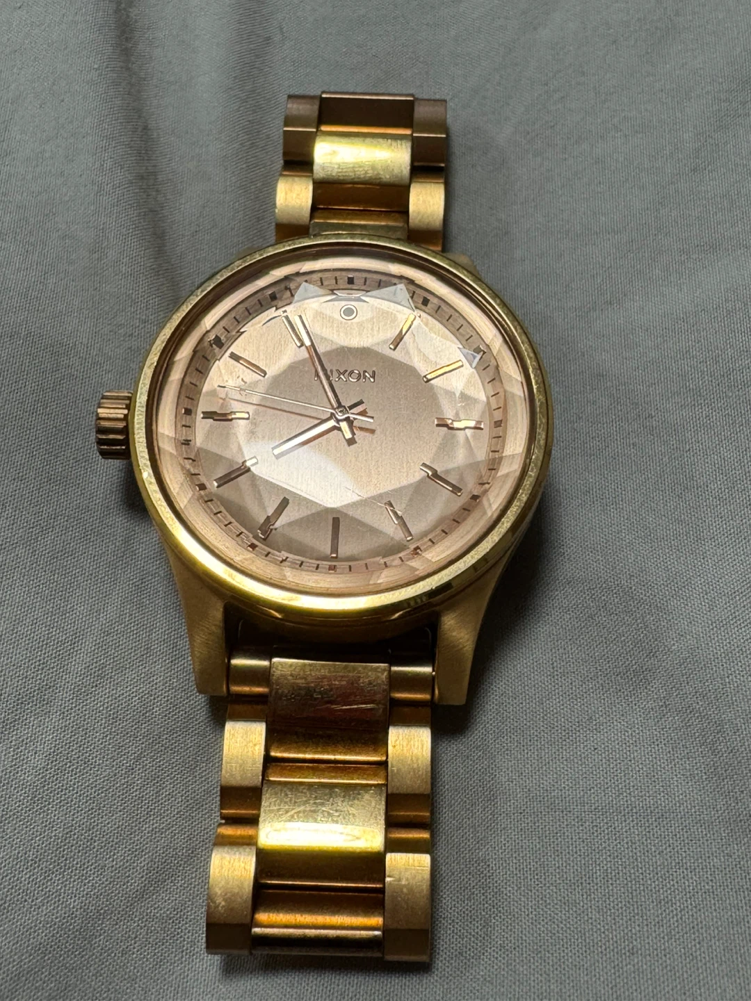 Nixon The Facet 38 Gold Watch