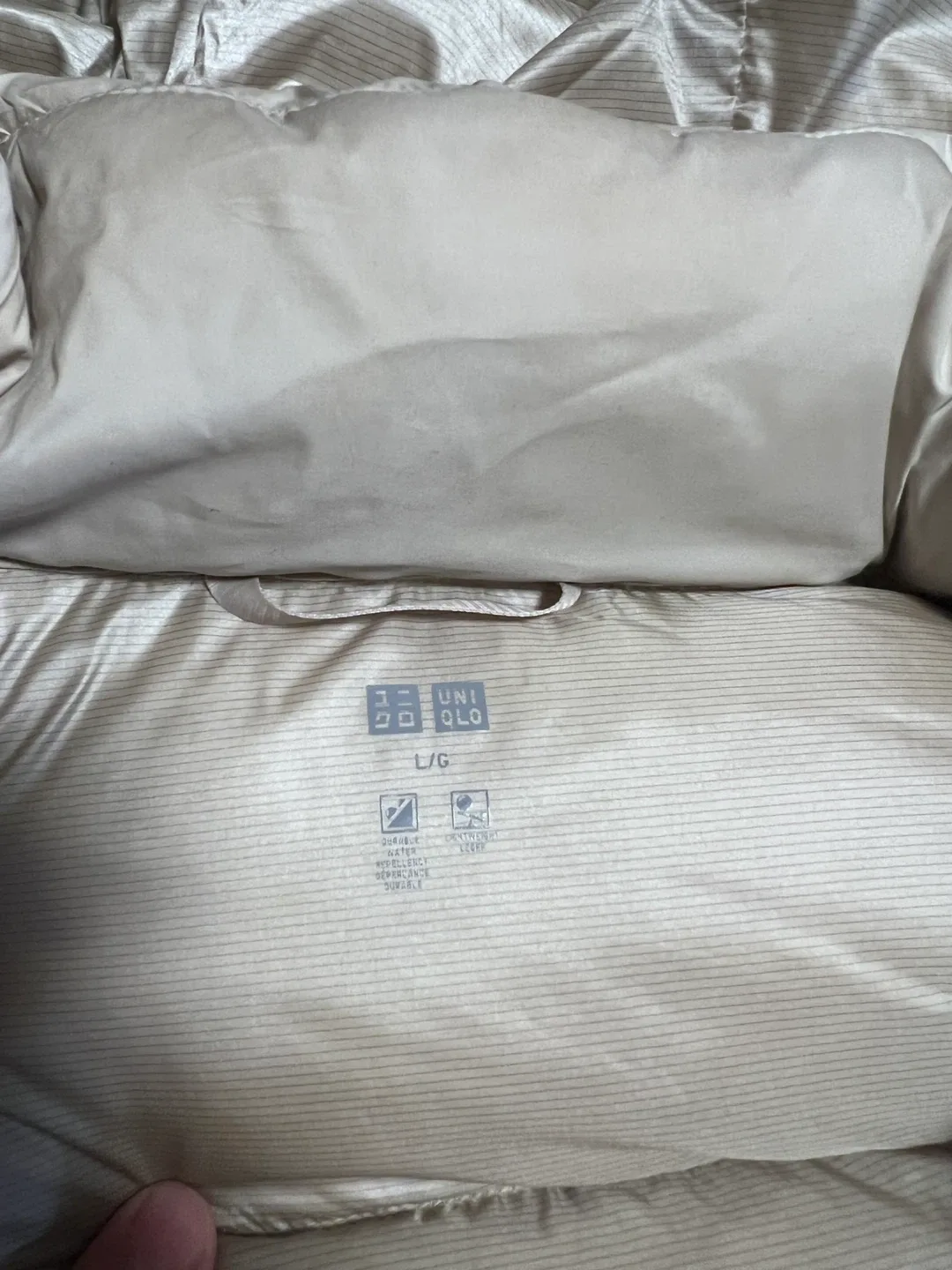 Uniqlo down jacket image indicator(6)