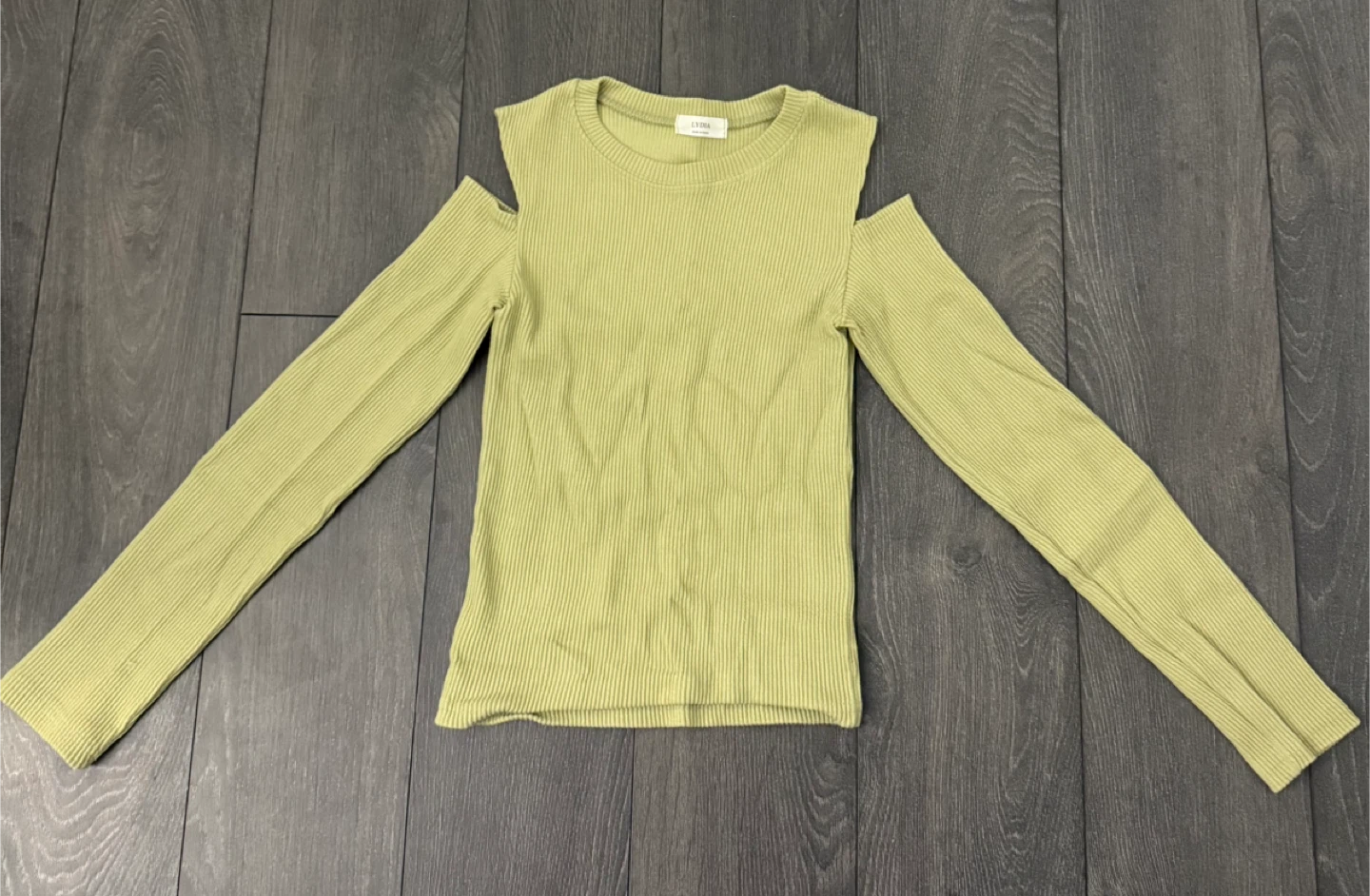 Green Long Sleeve Top (off shoulder)