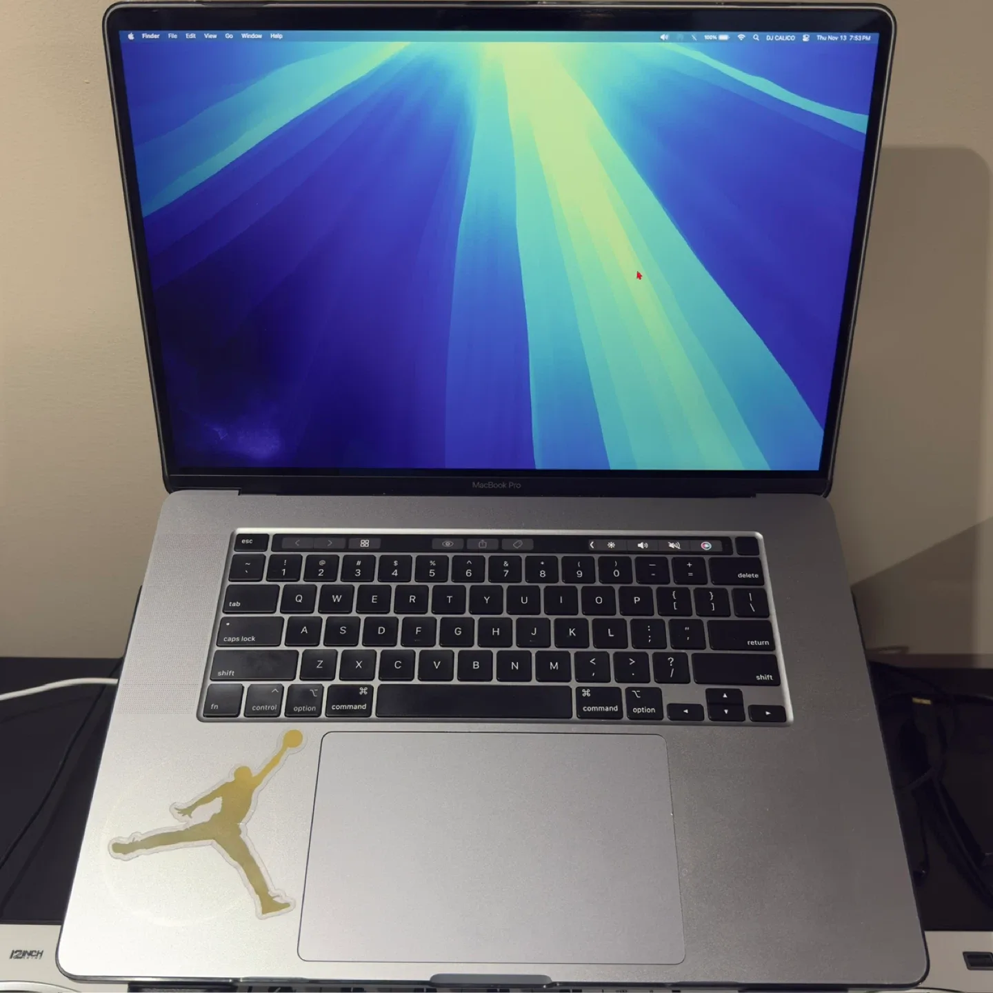 MacBook Pro 16-inch (2019)-i9 2.3 GHz-16GB RAM-1 TB SSD image indicator(2)