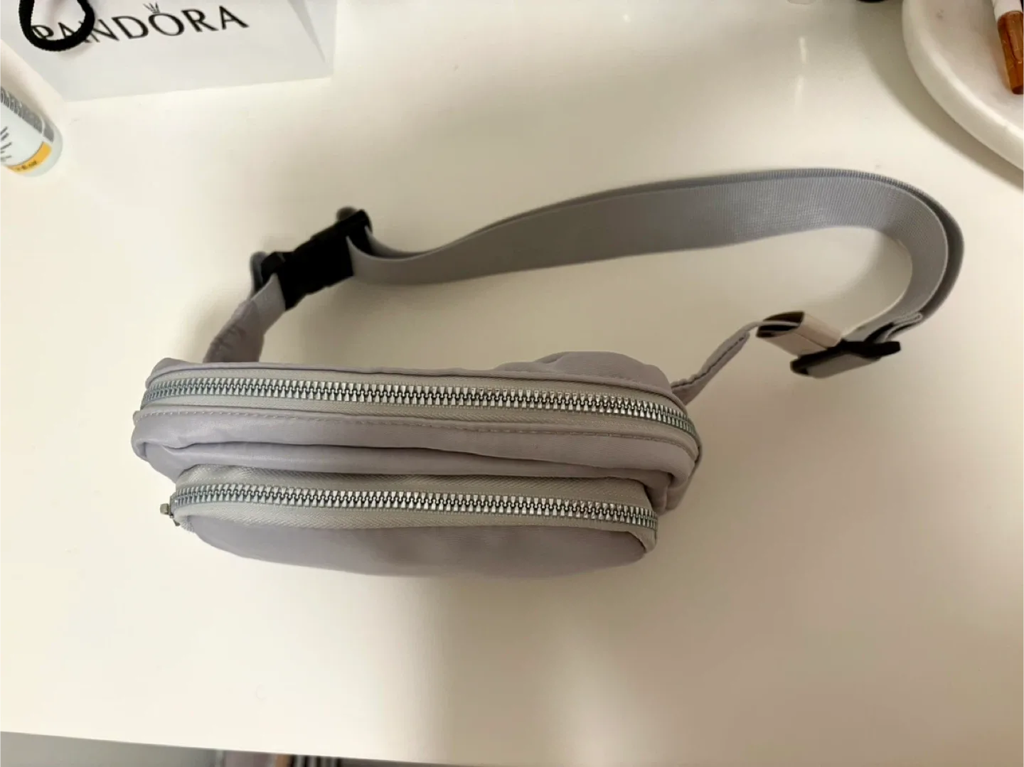 Adjustable cross body bag image indicator(2)