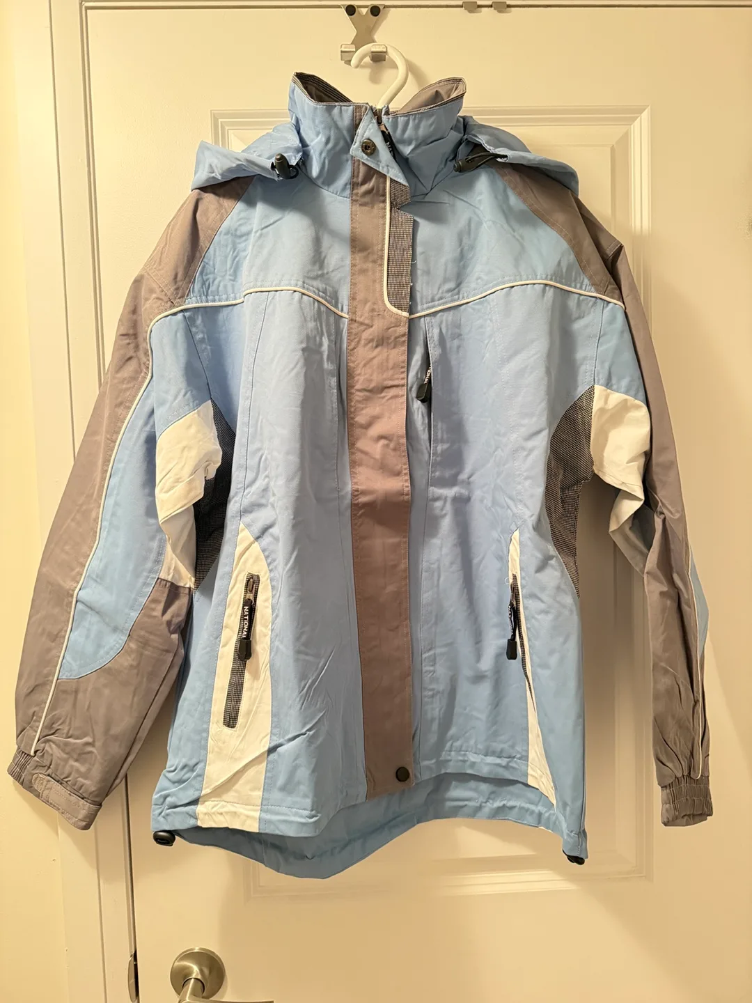 brand new Snow Jacket size M
