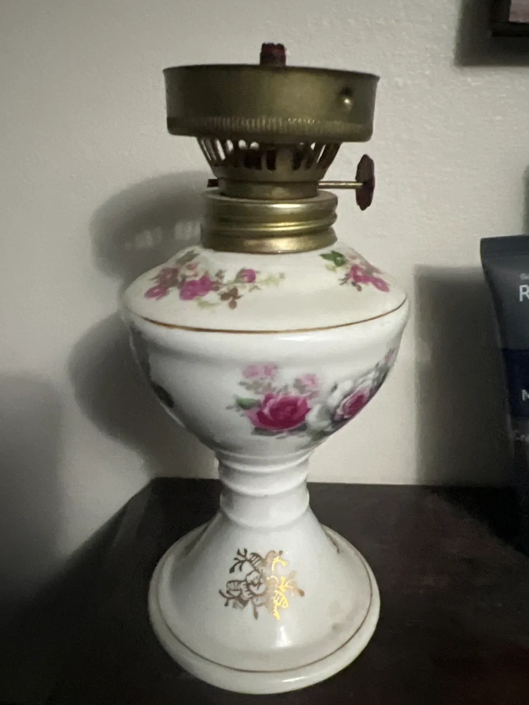 Vintage Floral Oil Lamp