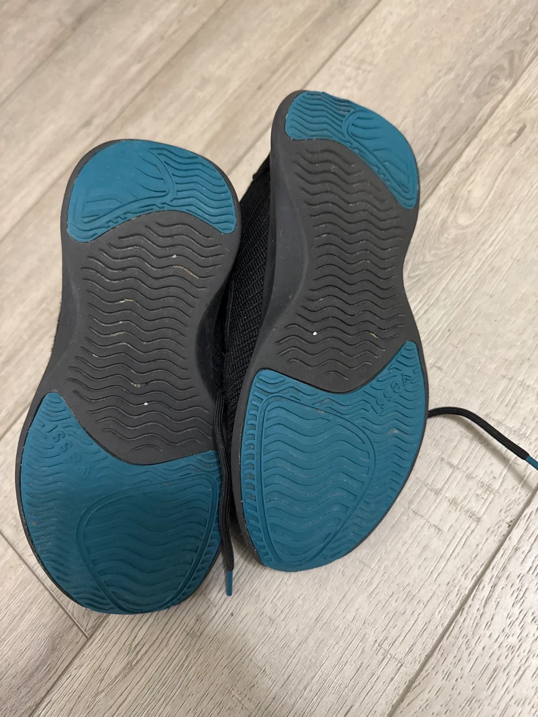 Vessi Everyday 2.0 Black Shoes - Women's Size 6 image indicator(5)