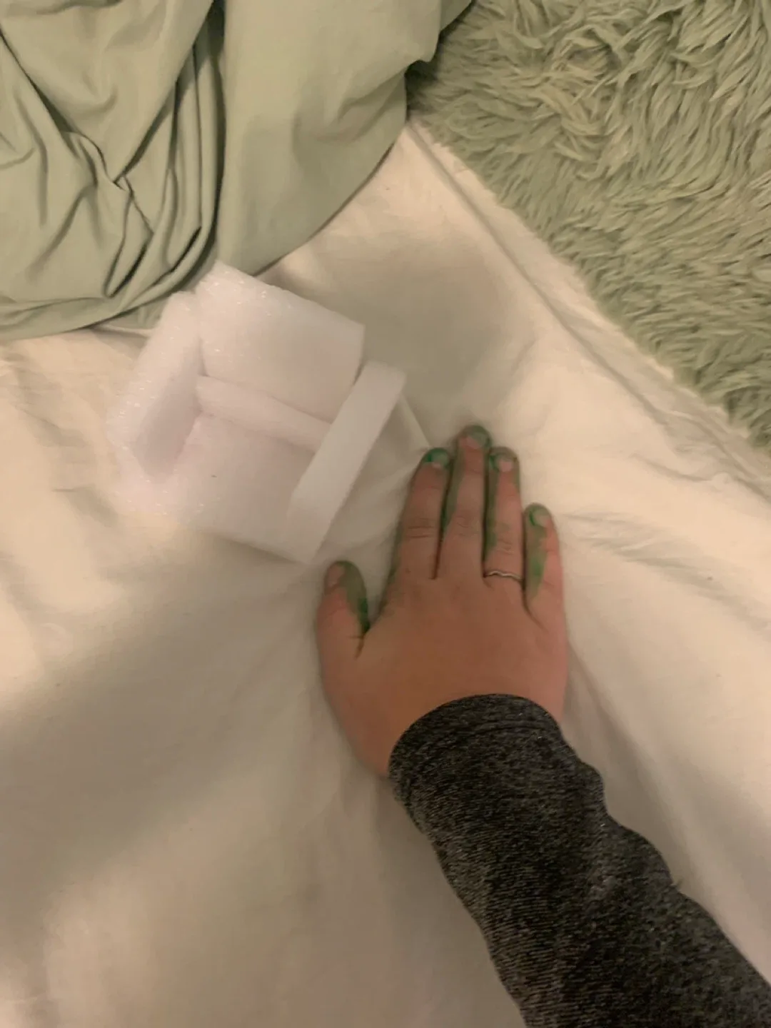 Mini Styrofoam couch great doll houses image indicator(6)