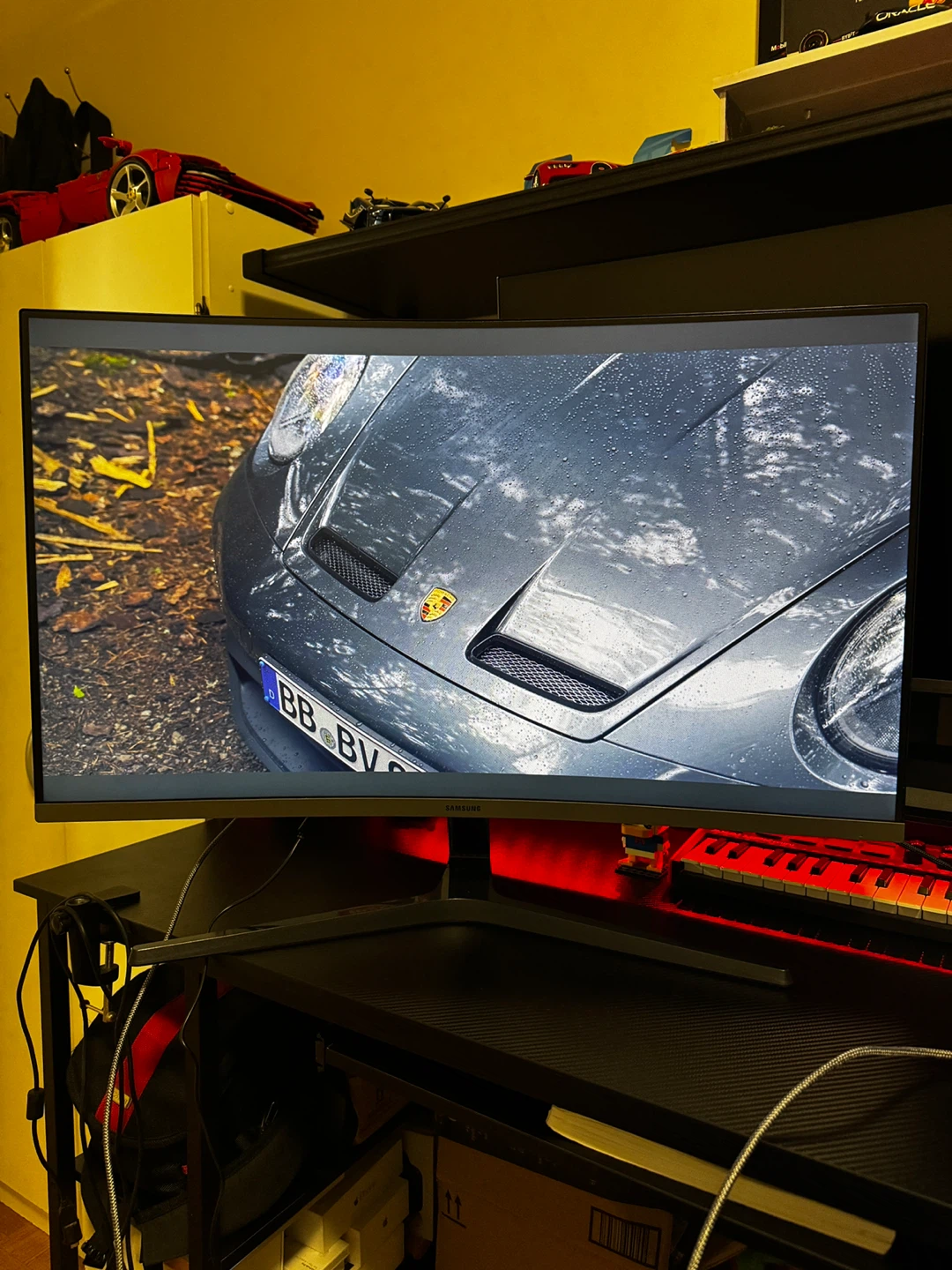 Samsung 32" Curved Monitor