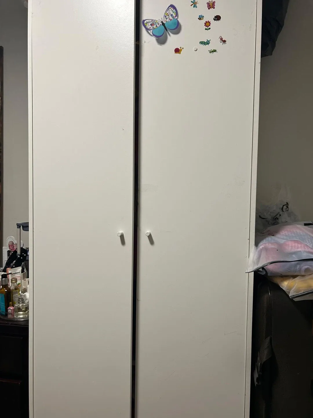 White Wardrobe image indicator(3)