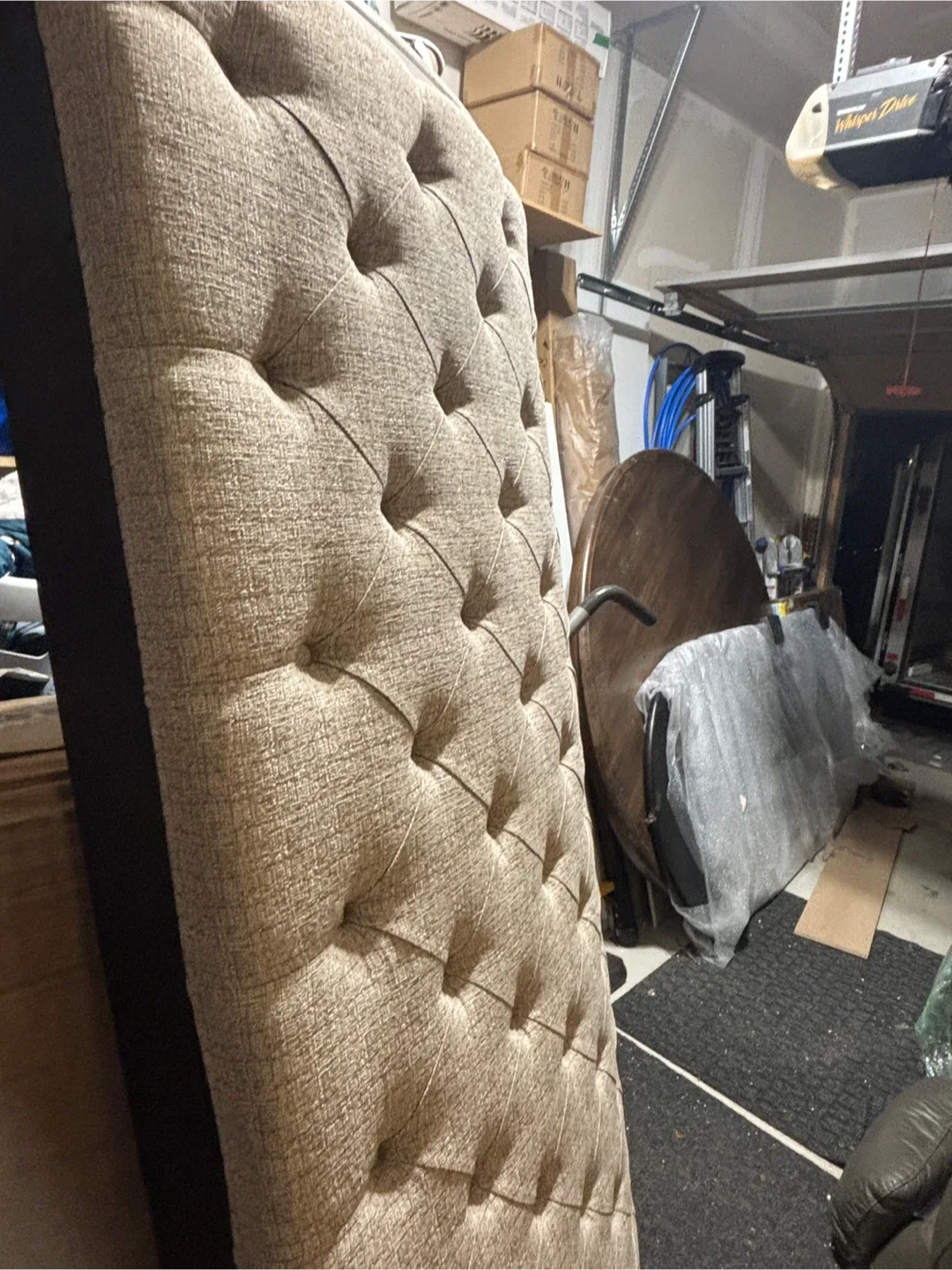 Upholstered Tufted KING Headboard image indicator(4)