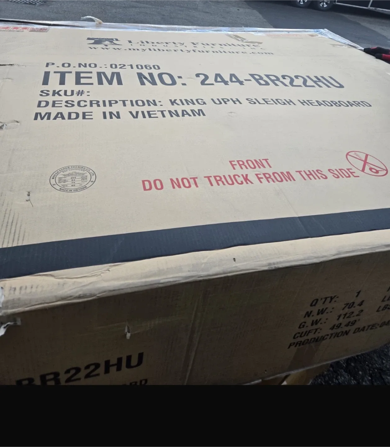 Upholstered Tufted KING Headboard image indicator(8)