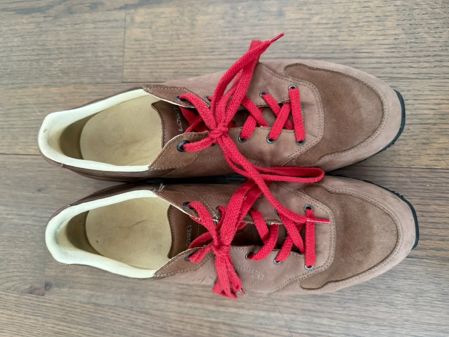 ‼️ Lowa Casual Shoes - size 11 image indicator(7)