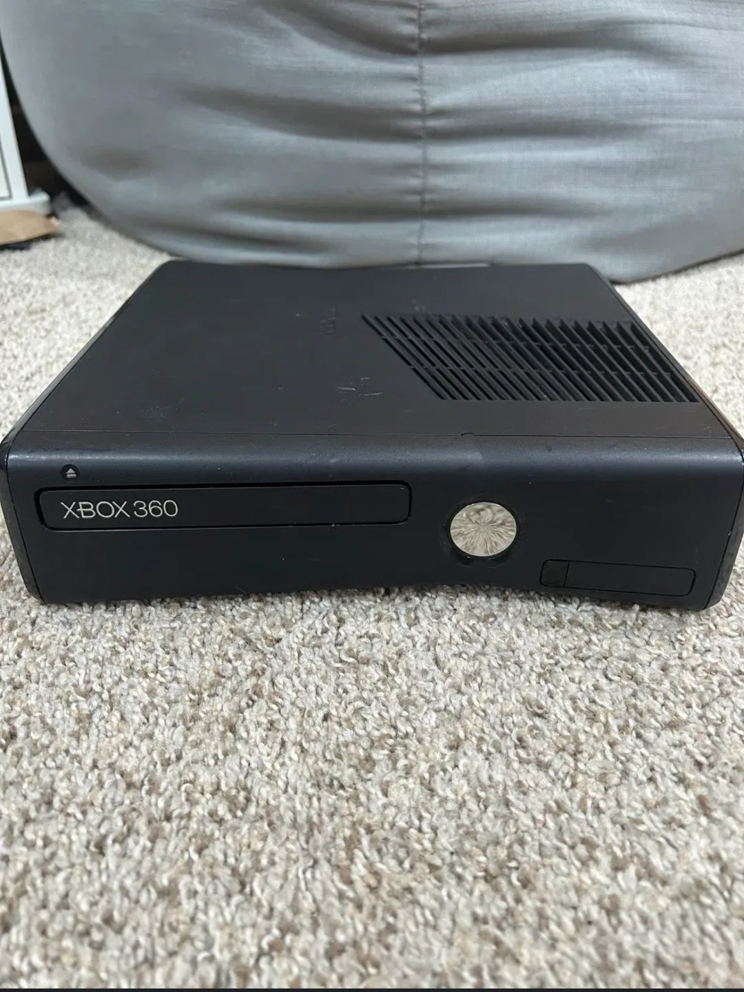 Xbox 360 Console - Black thumbnail