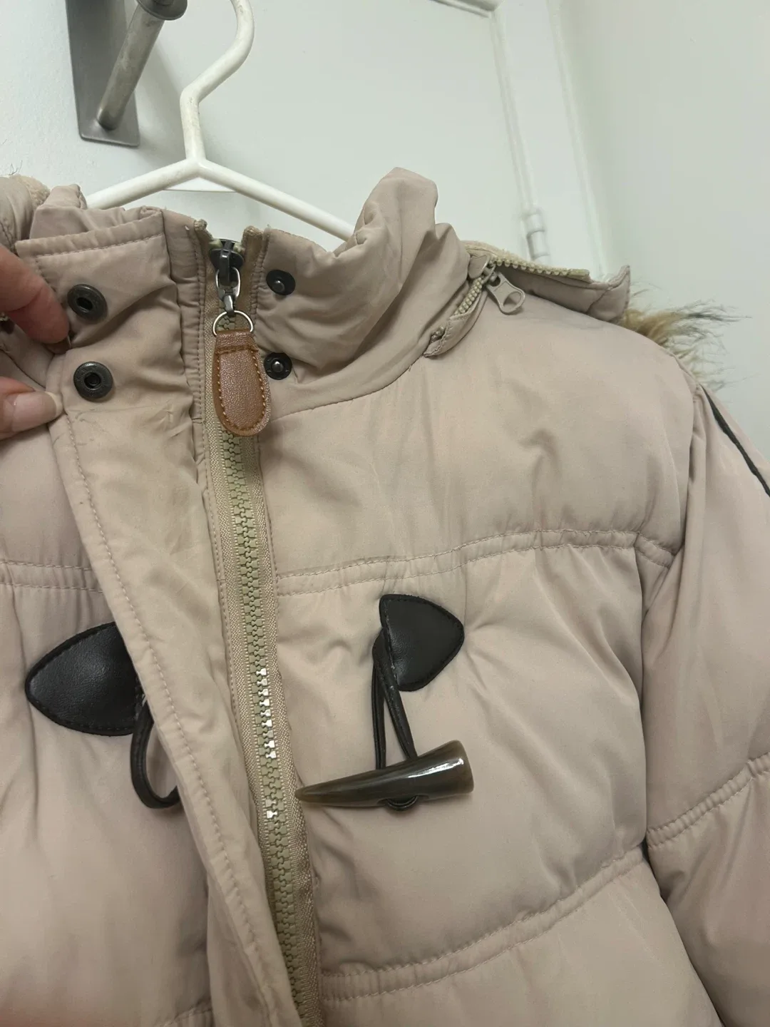 Beige Puffer Jacket with Fur Hood image indicator(5)
