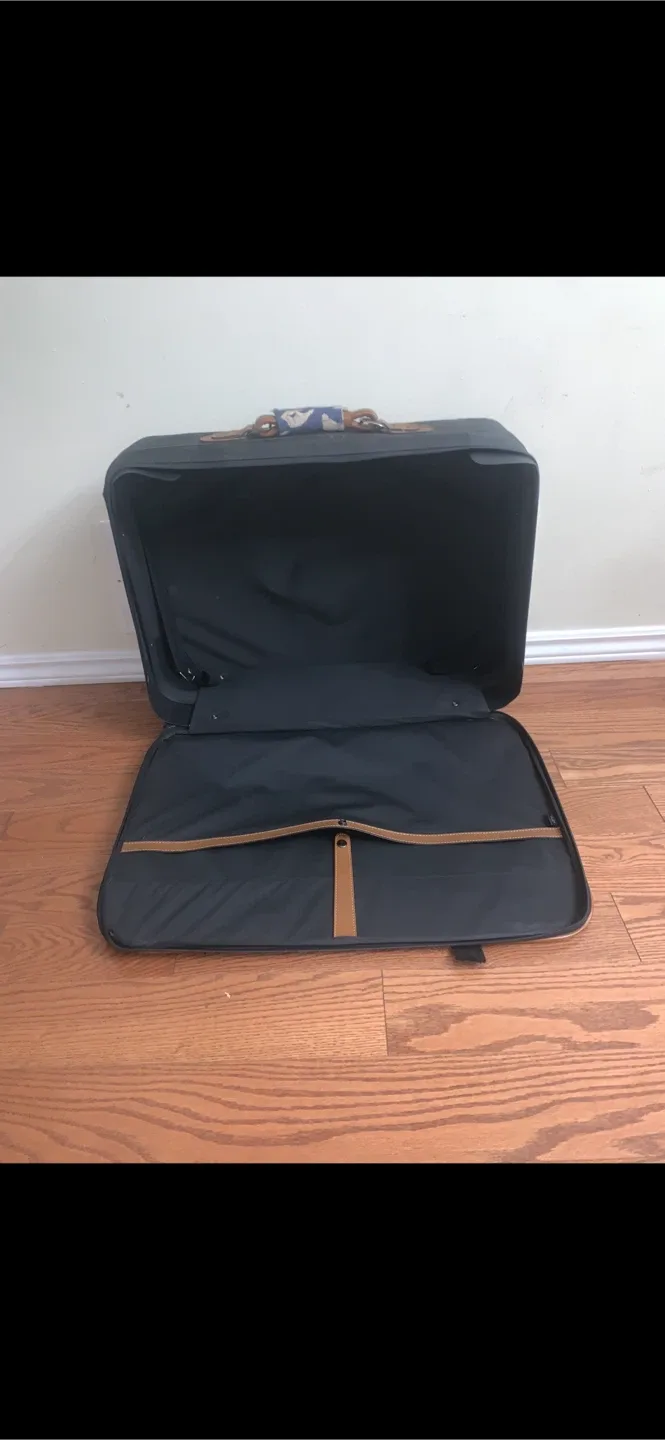 7 Travel Luggage Bags Set image indicator(4)