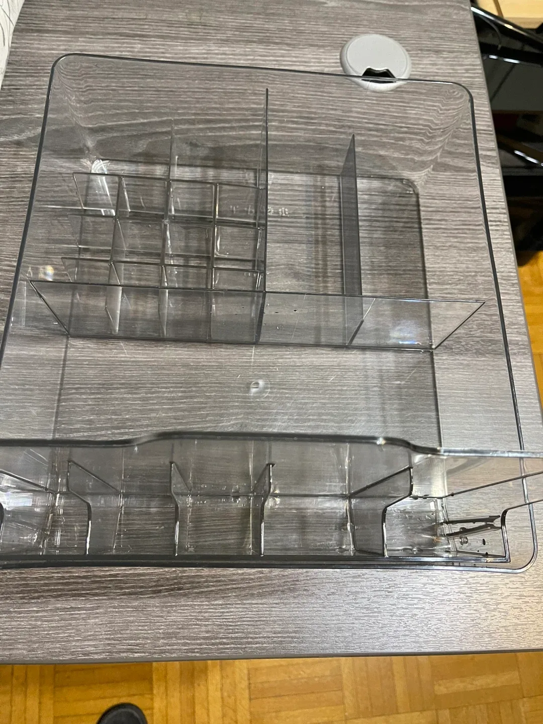 IKEA Clear Acrylic Makeup Organizer image indicator(3)