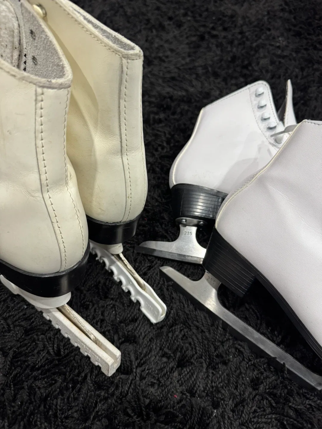 Vic Dream Ice Skates - US Size 6 image indicator(4)