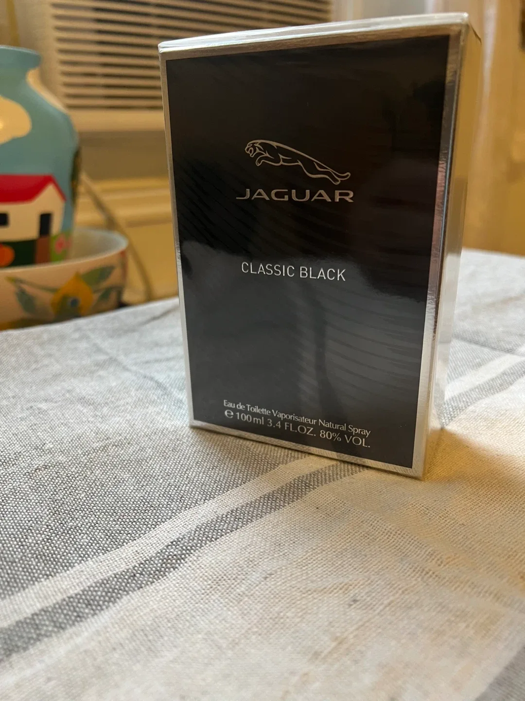 Jaguar Classic Black & Calvin Klein Escape for Men image indicator(5)