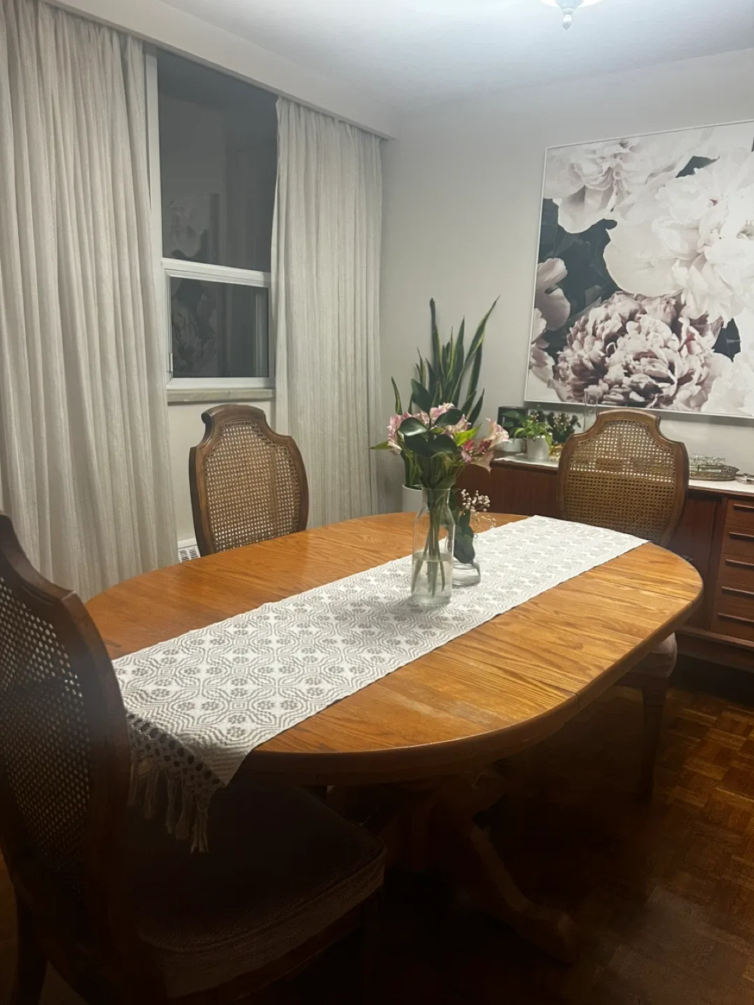 Dining table image indicator(3)