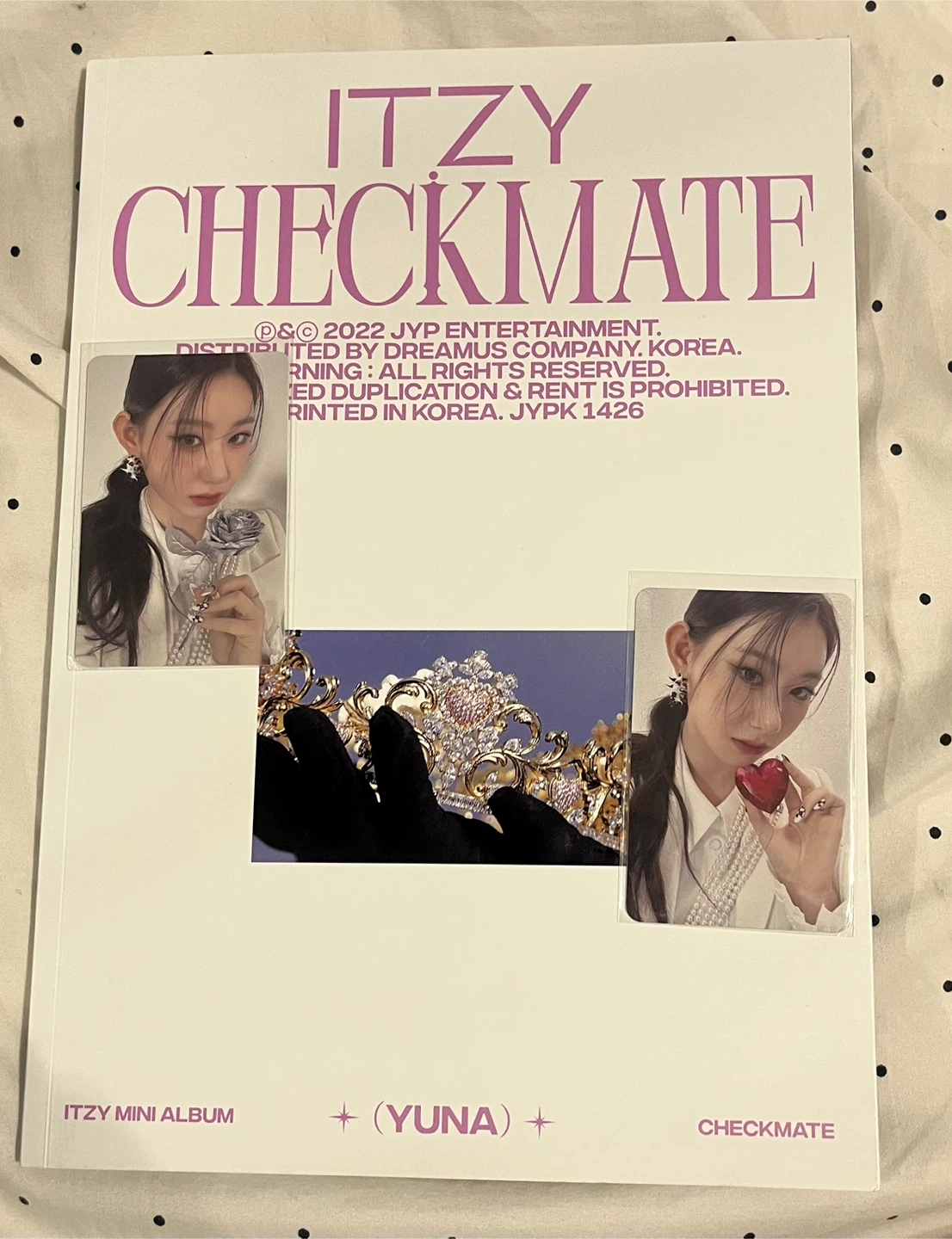 Checkmate ITZY kpop album (Yuna ver.)