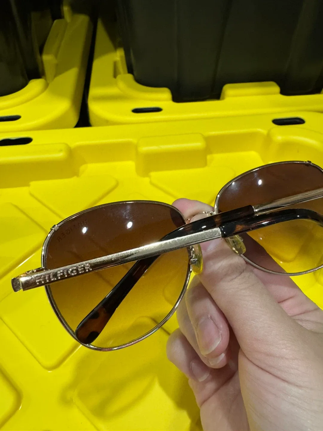 Tommy Hilfiger Sunglasses with Case image indicator(3)