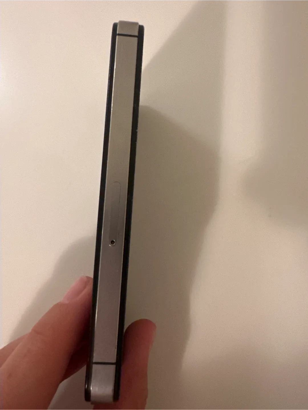 iPhone 4S - Classic Smartphone image indicator(4)