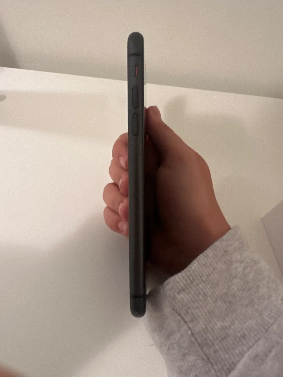 Apple iPhone 11 - Black image indicator(6)