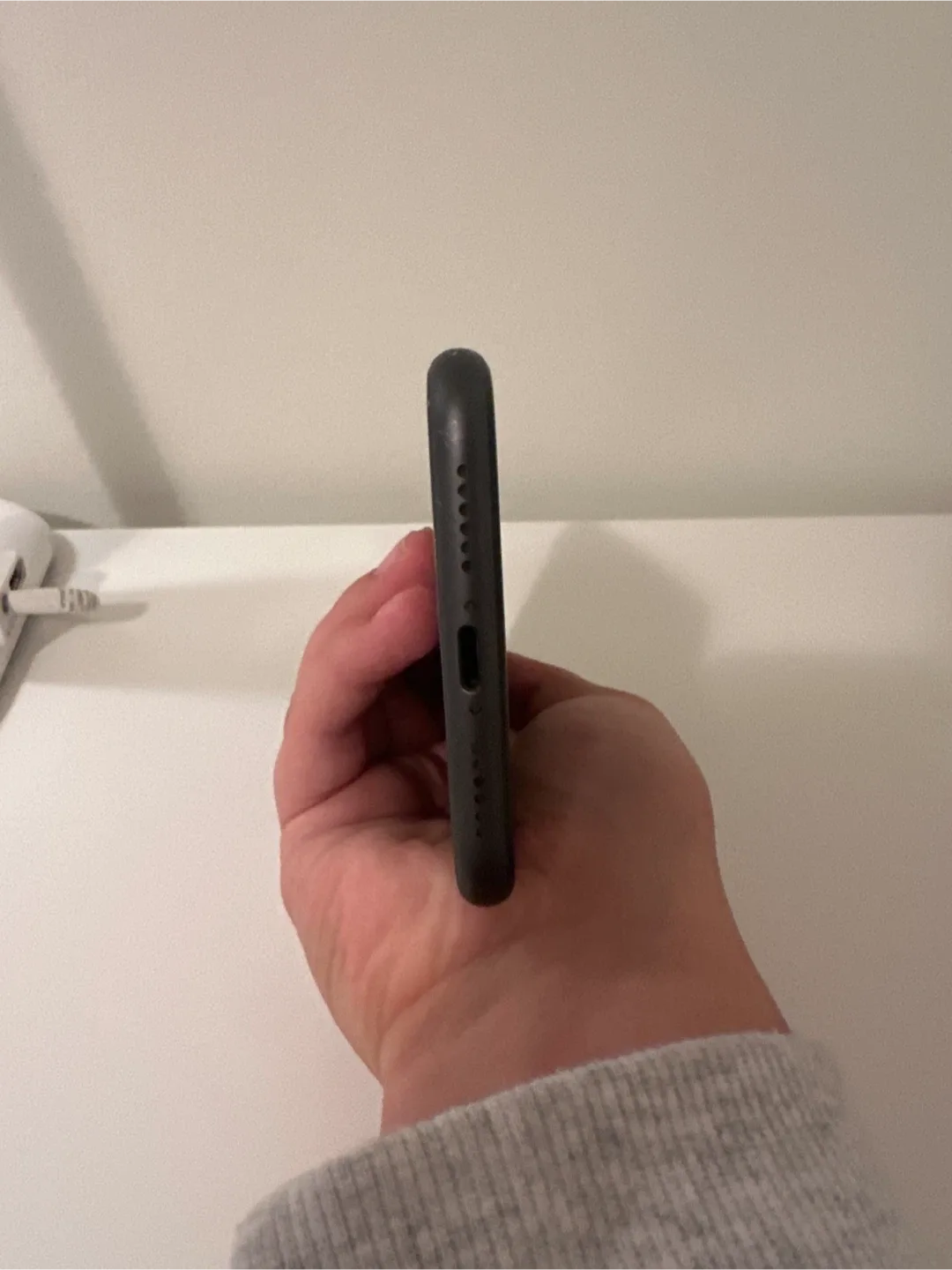 Apple iPhone 11 - Black image indicator(7)