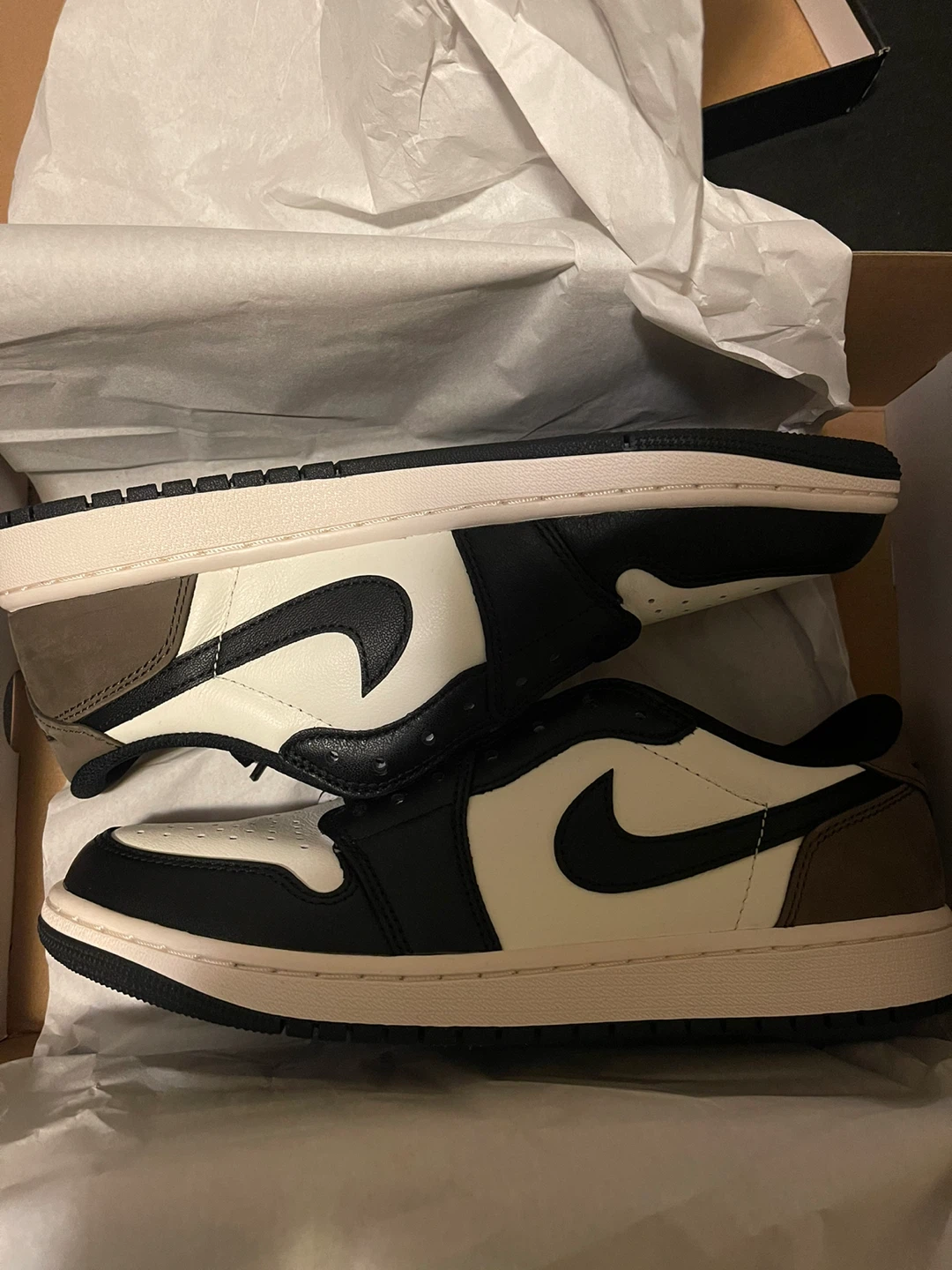Nike Air Jordan 1 Retro Low OG Mocha, US Men's 9.5