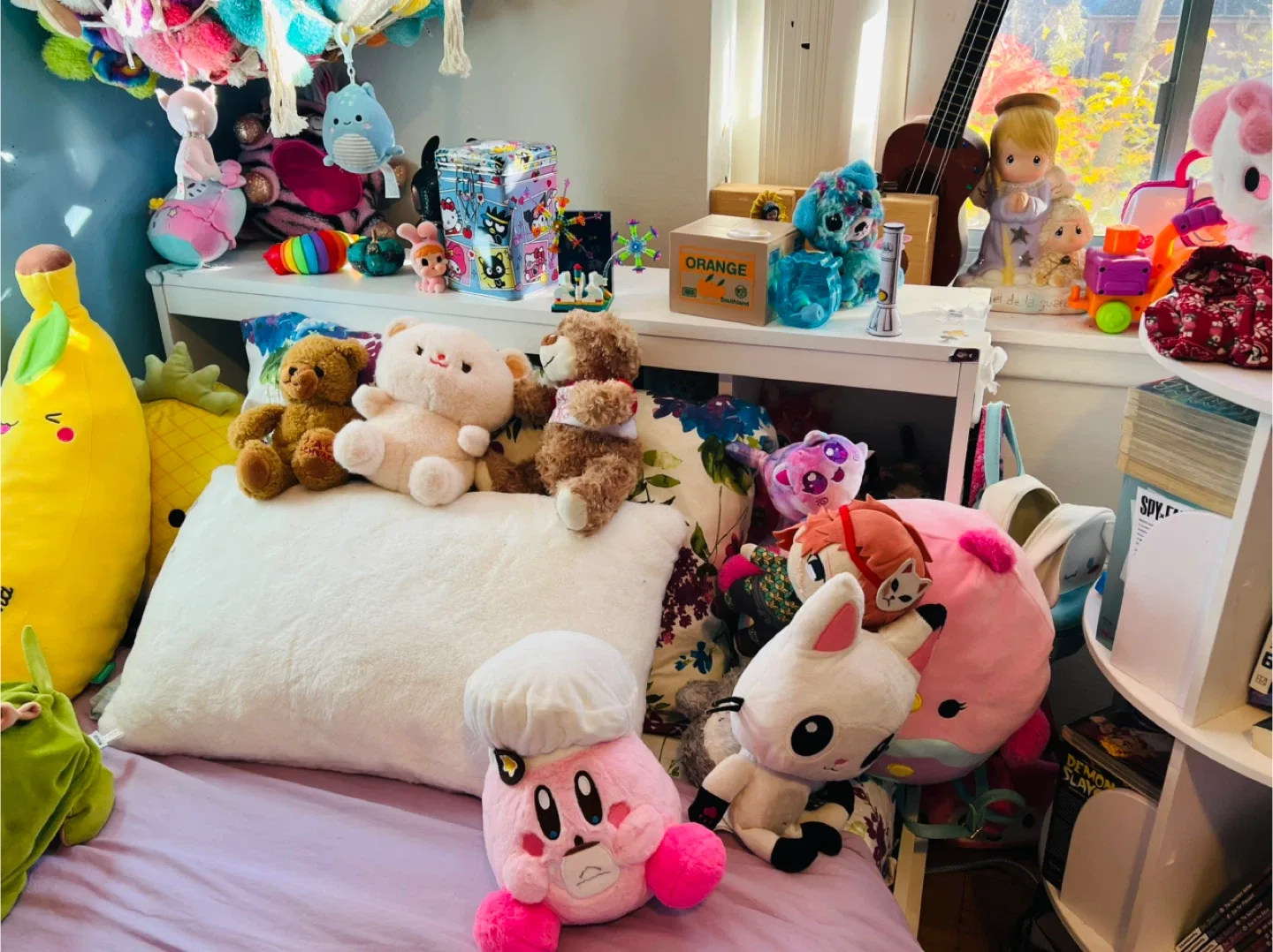 Bed frame with storage image indicator(2)