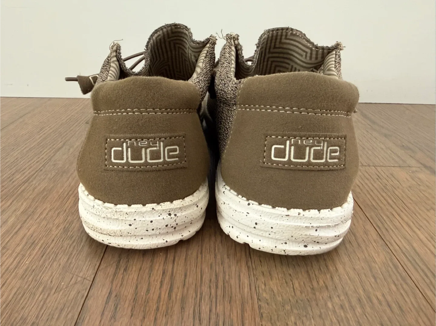 Hey Dude Wally Sox Brown, Size 11 image indicator(3)
