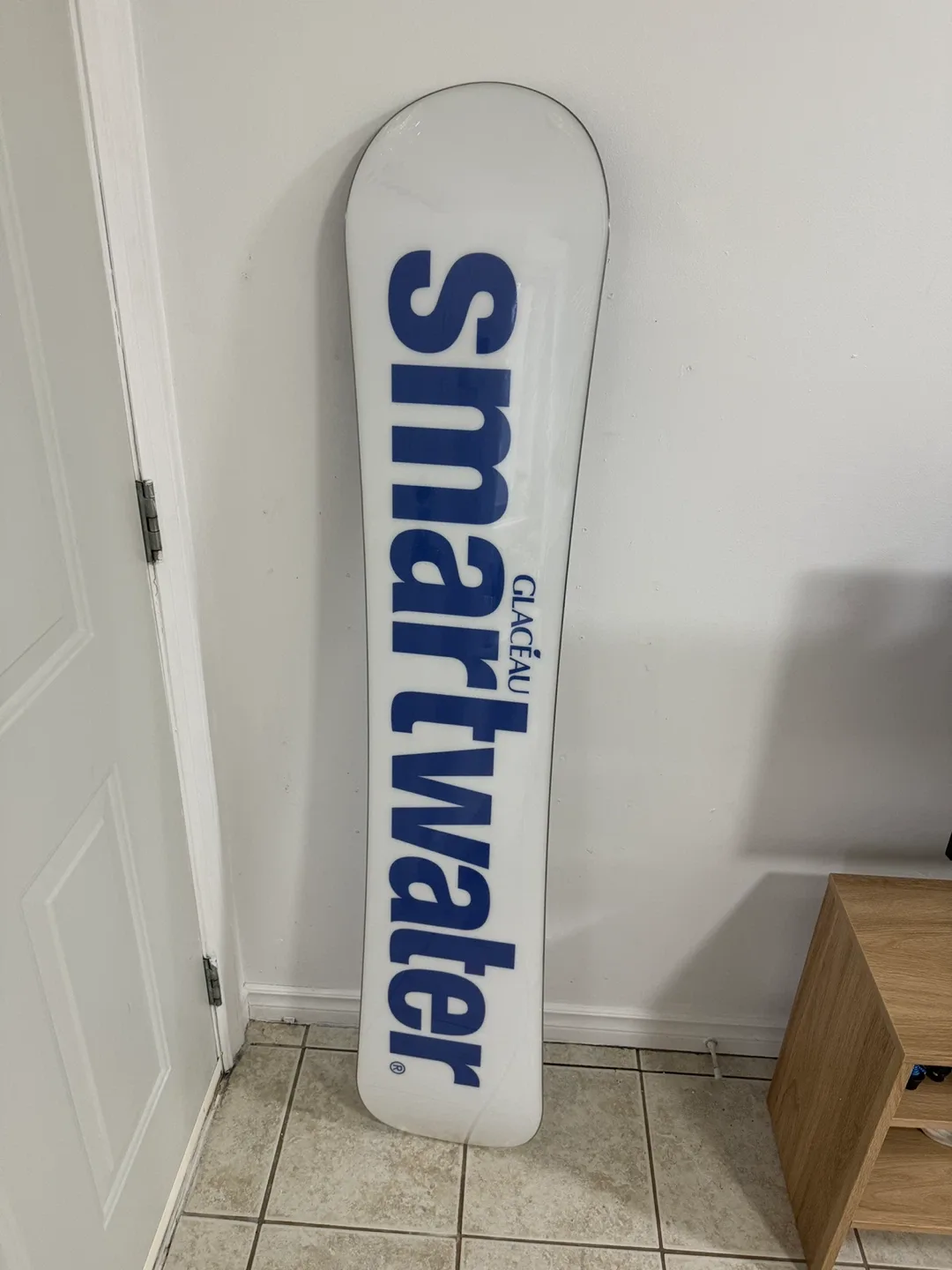 Smartwater Glaceau Snowboard image indicator(2)